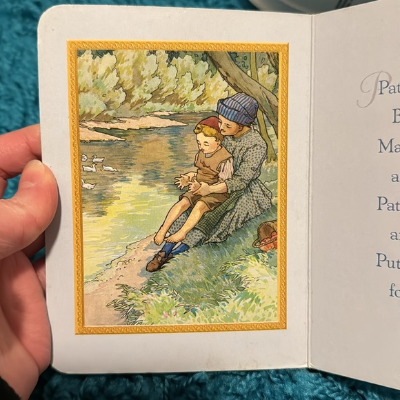 🎁5/$10🎁 Pat-A-Cake Mother Goose for Wee ones, board book, 2010 - Picture 6 of 9